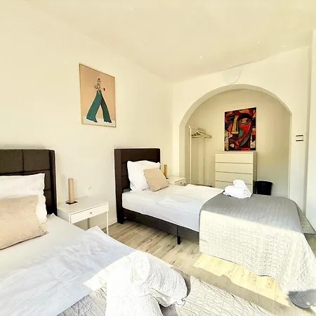 Apartment Lorettas Garden